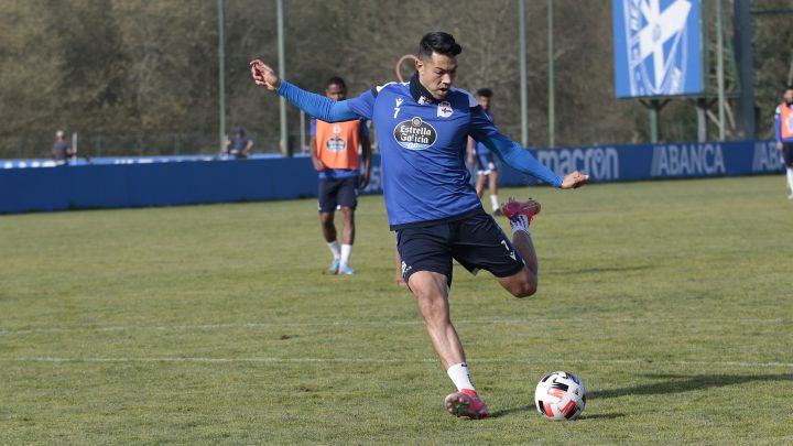 Miku en el entrenamiento del Deportivo