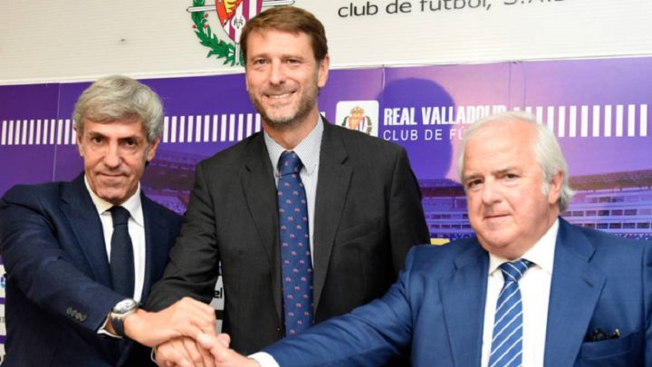 José Moro y José Luis Losada, el día que entraron en el club como vicepresidentes, junto a Carlos Suárez, presidente en aquel momento.