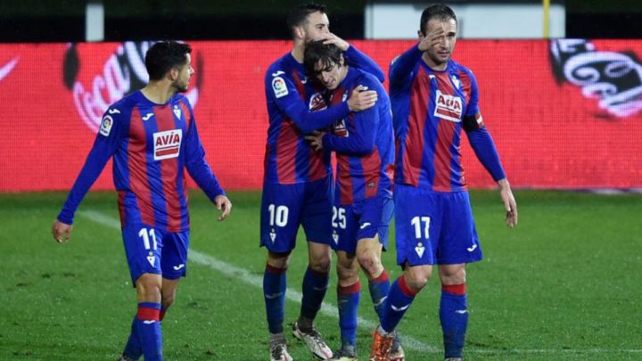 Cádiz - Eibar: Pronóstico incierto en un partido con varias cuotas interesantes