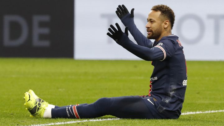 Neymar ruled out of PSG-Barcelona clash