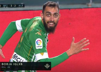 El Betis remonta en un tramo final de locura ante el Alavés