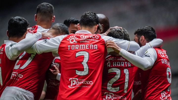 Los jugadores del Braga celebran un gol
