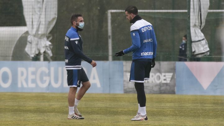 Borja Granero entrenándose al margen con el Deportivo