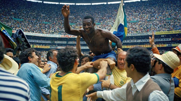 El documental dedicado a la vida de Pelé ya está disponible en Netflix. La plataforma continúa apostando por las series y los documentales deportivos.