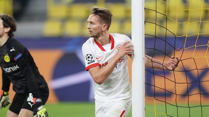 Los números y la capacidad de Luuk de Jong han sido muy discutidos desde que llegó pero el holandés ha aportado una Europa League y goles importantes.