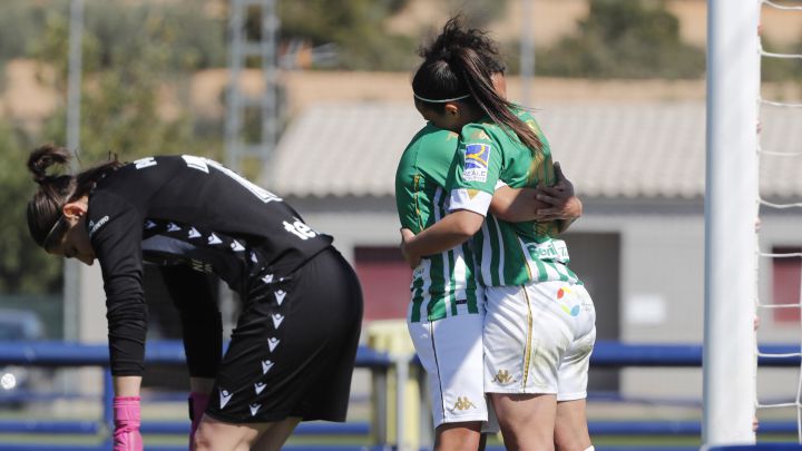 El Levante se atasca ante el Betis y el Depor aprieta la zona baja