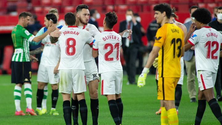 El Sevilla habrá jugado un partido cada 4,78 dia en los últimos 9 meses, de derbi a derbi. Los de Nervión casi no tuvieron vacaciones veraniegas.
