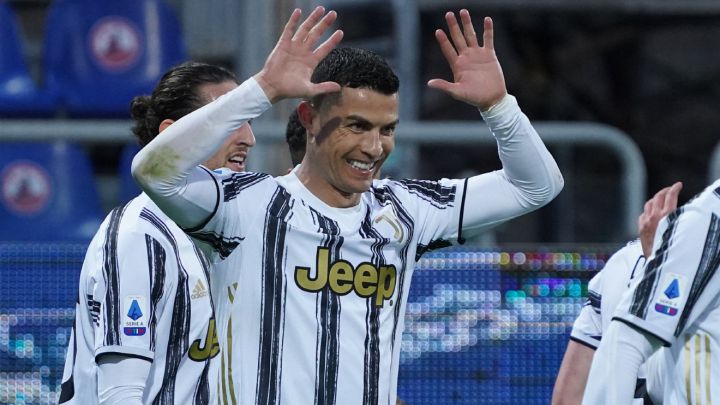 Cristiano Ronaldo replacements cost €300M and have only managed 35 goals