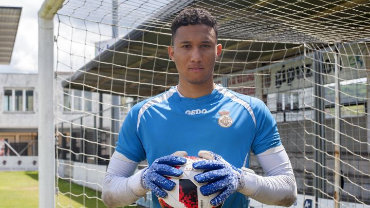 El costarricense Patrick Sequeira, durante su etapa como portero del Real Unión de Irún.
