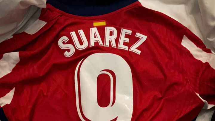 Facundo Pellistri se llevó la camiseta de Luis Suárez