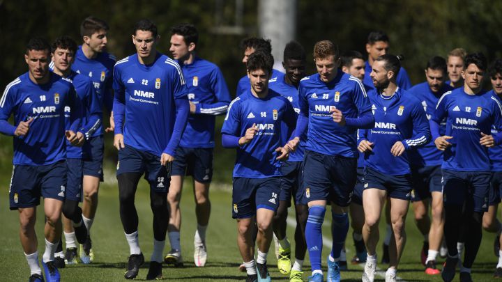 Borja Valle sigue buscando su sitio en este Oviedo