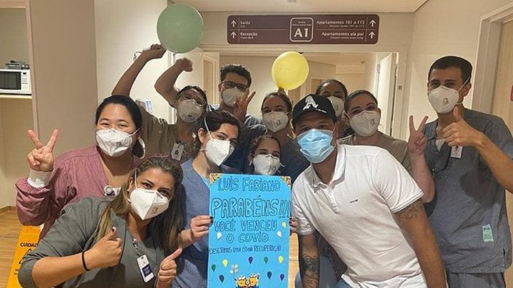 Luís Fabiano recibe alta médica tras "dos semanas muy difíciles