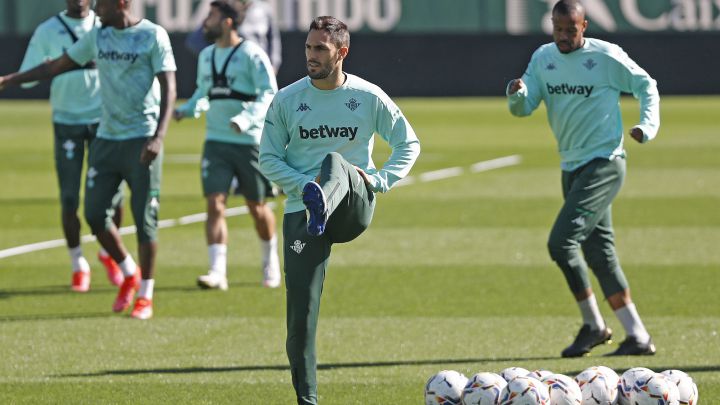 Víctor Ruiz, a disposición de Pellegrini con miras al Elche