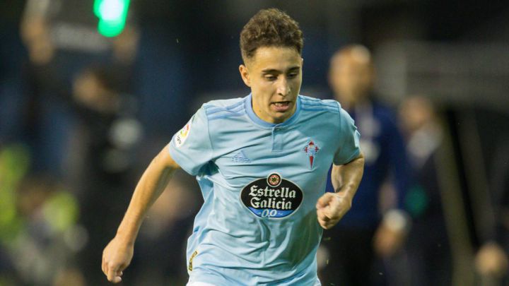 Emre Mor durante un partido con el Celta