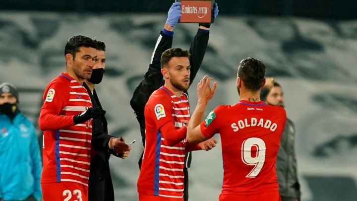 Jorge Molina y Roberto Soldado: el gol no tiene edad