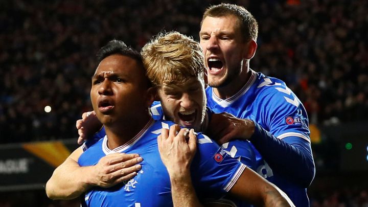 Cinco jugadores del Rangers, sancionados por una fiesta en el confinamiento