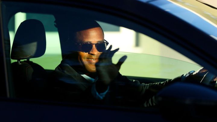 El incierto futuro de Kluivert