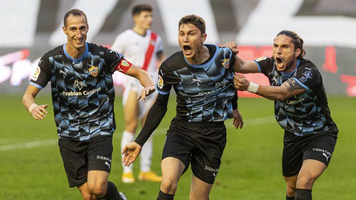 Almería-Rayo: horario, TV y cómo y dónde ver