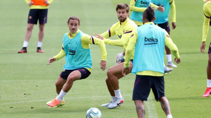 El regreso de Piqué deja fuera a Mingueza o Griezmann