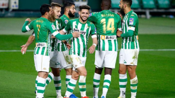 Elche - Betis: El Betis, favorito en un partido con mucho en juego para los locales