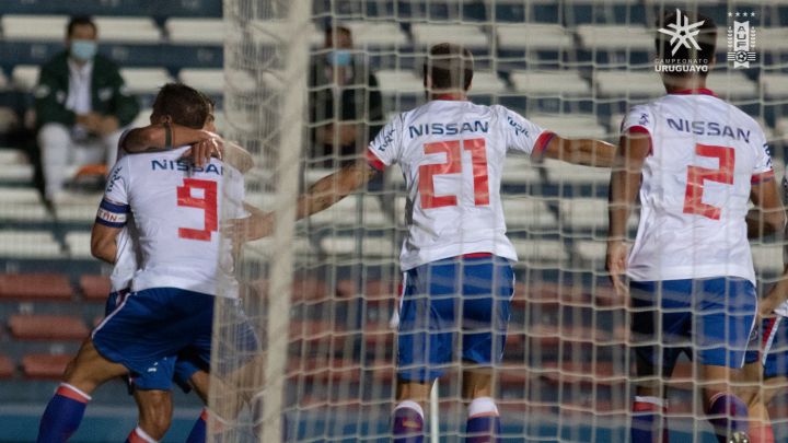 Sigue en vivo online la retransmisión del Nacional vs Rentistas, partido de ida de la final del Torneo de Uruguay que se disputa hoy, a través de As.com.