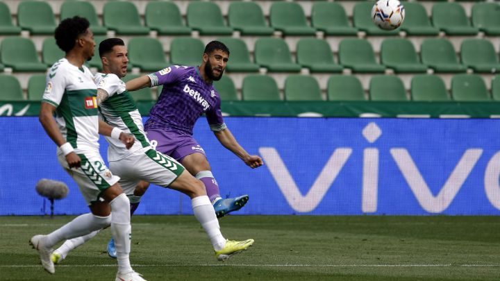 Tensión Betis-Fekir, según la SER