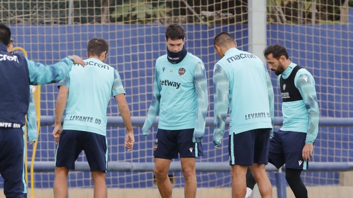 Vukcevic, ingresado por una ciatalgia