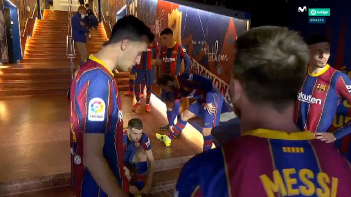 La arenga de Messi en el descanso: "Sin volvernos locos..."