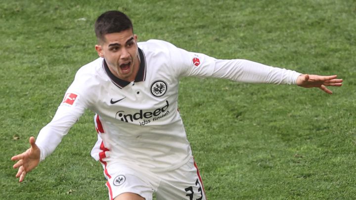 La mejor versión de André Silva enamora a Europa