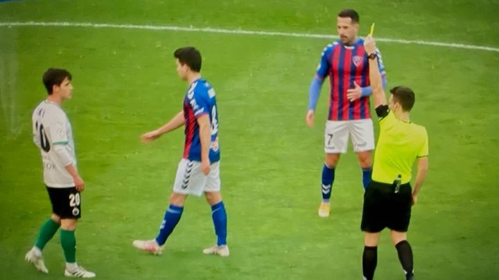 Mantilla, Riki y Bustos están al borde de la sanción