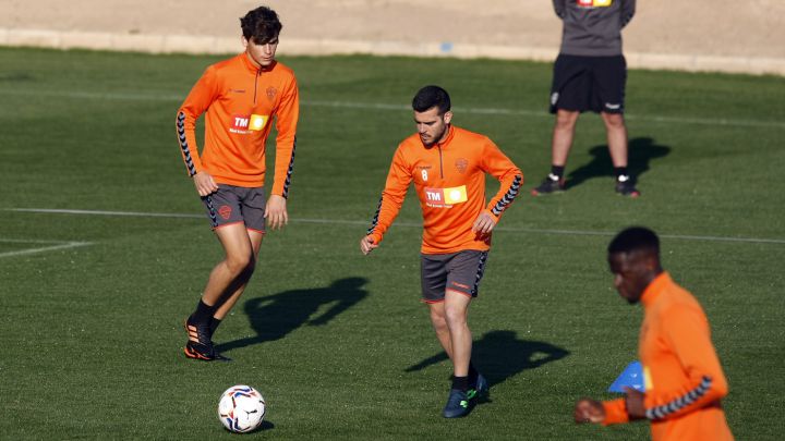 Jony Álamo ya es presente del equipo y Javi Villar, el futuro