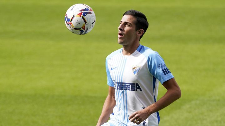 Chavarría y su futuro: “Me haría mucha ilusión seguir en el Málaga”