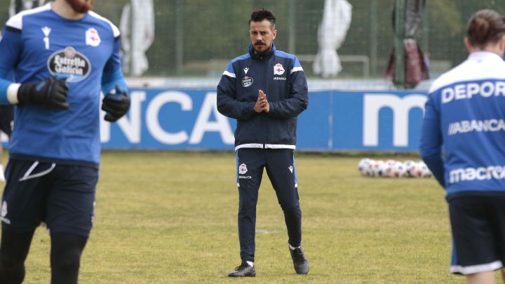 Rubén de la Barrera, en el entrenamiento del Deportivo.