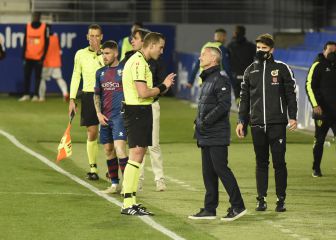 Escribá sólo mejora en un punto la media de Almirón en el Elche