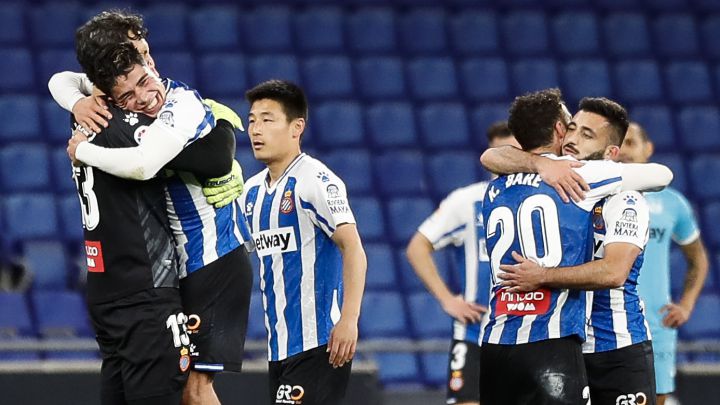 SEGUNDA DIVISION ESPANYOL - LEGANES Diego Lopez (13) RCD Espanyol Nico (33) RCD Espanyol