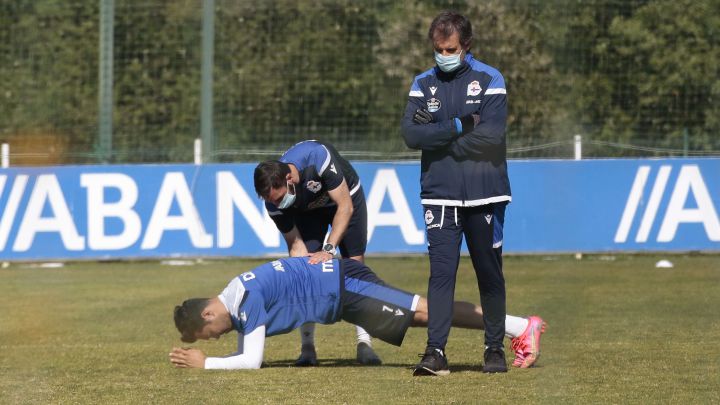 Miku en el entrenamiento del Deportivo