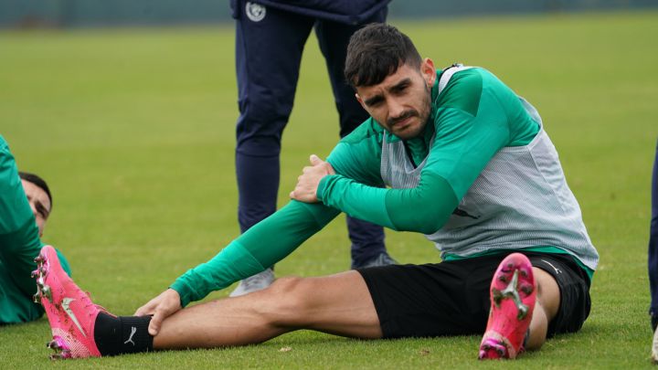 El positivo en COVID de Andrade pone en peligro el Racing-Osasuna B