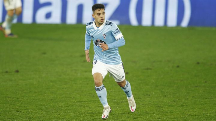 Fran Beltrán durante el partido contra el Huesca en Balaídos
