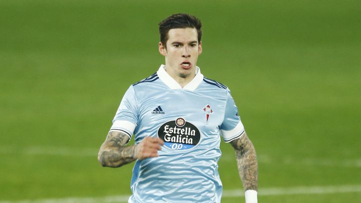 Santi Mina durante el partido contra el Huesca en Balaídos