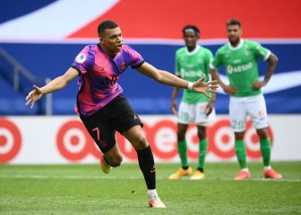 Éxtasis en París: Mbappé e Icardi doblegan al Saint Étienne