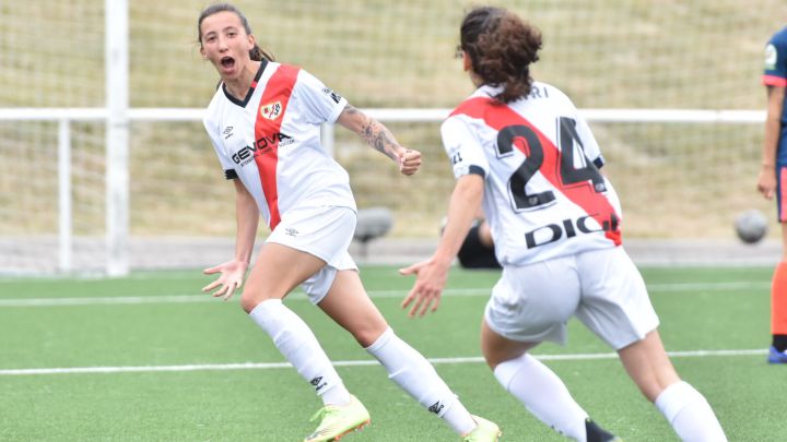 Remontada y premio para el Rayo, que se aleja del descenso