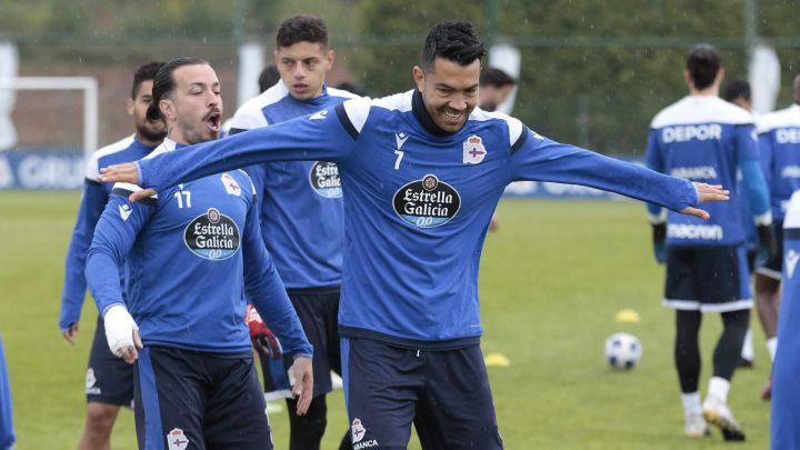 Miku, en el entrenamiento del Deportivo.