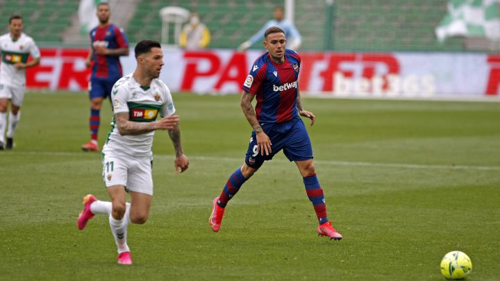 Roger, 200 partidos oficiales con el Levante en plena sequía