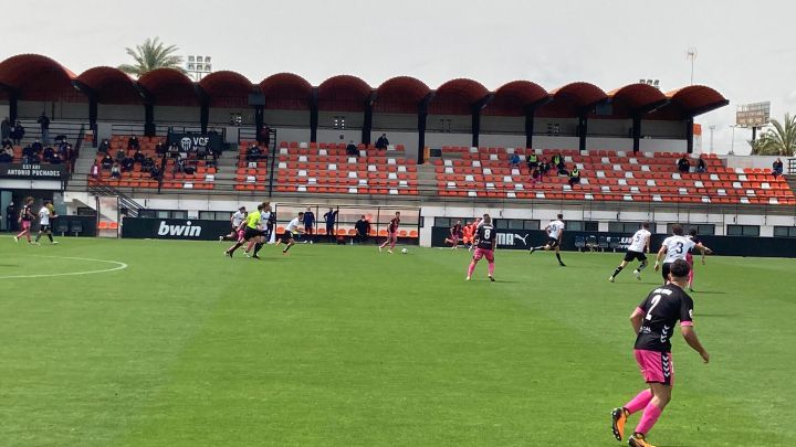 El Mestalla aplaza una semana su agonía