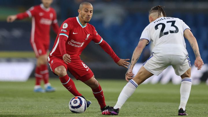 Thiago, en un partido con el Liverpool.