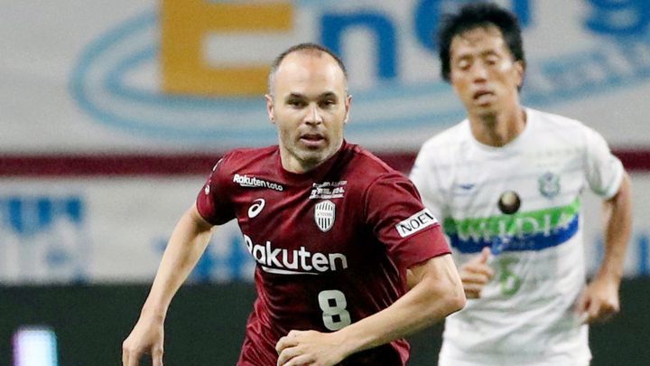 Iniesta vuelve a jugar con el Vissel Kobe nipón tras 4 meses lesionado
