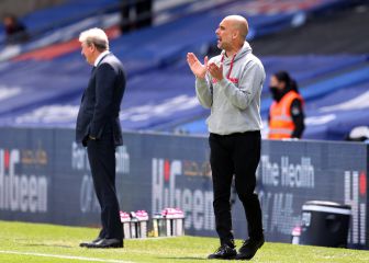Peter Crouch, rendido ante Guardiola y Benítez