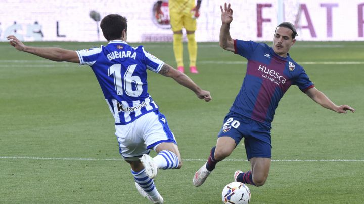 Pacheta busca alternativas a Seoane y Pulido
