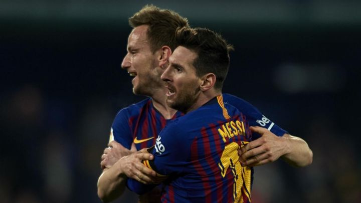 El centrocampista del Sevilla Ivan Rakitic tuvo dos noches perfectas con el Barcelona jugando contra el Real Madrid en el Santiago Bernabéu, en 2017 y 2019.