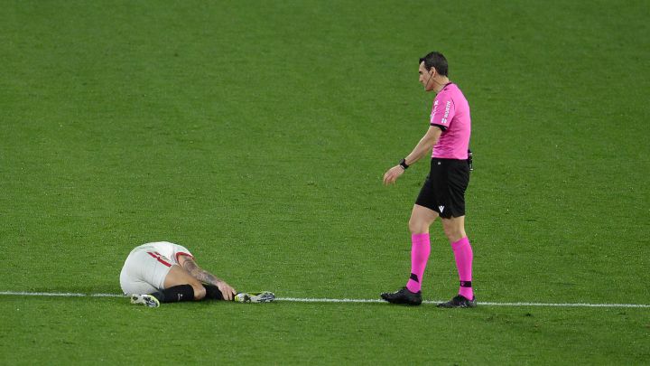 La designación del árbitro valenciano Martínez Munuera arbitrará el Real Madrid - Sevilla, algo que no ha sentado bien en Nervión tras el último precedente.